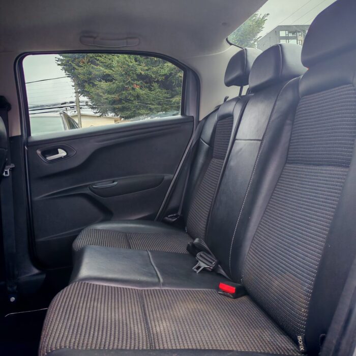 Peugeot 301 Hdi — foto 26 de 40