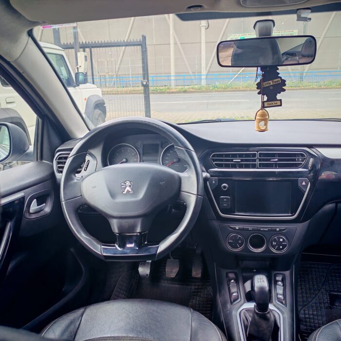 Peugeot 301 Hdi — foto 28 de 40