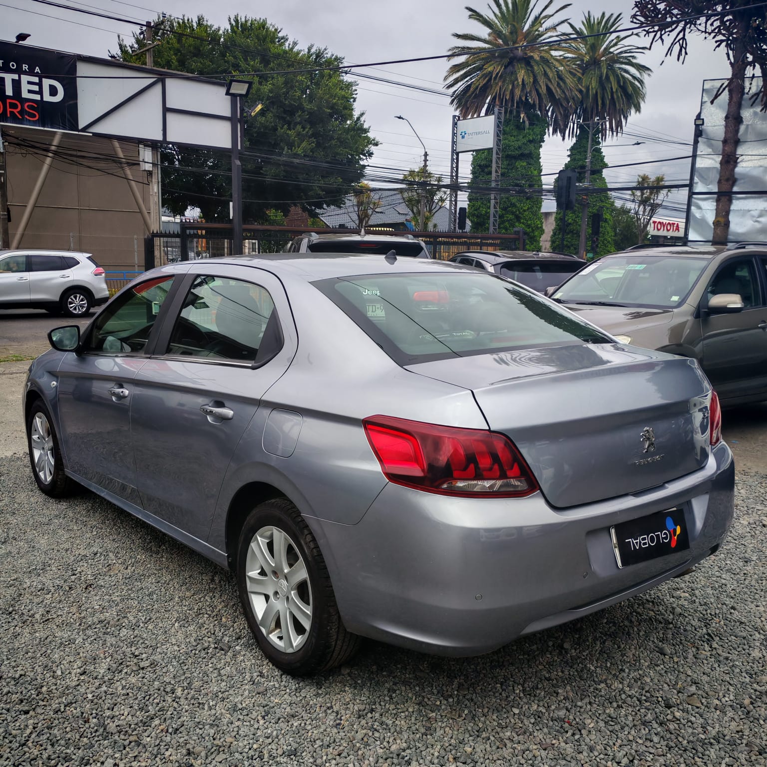 Peugeot 301 Hdi — foto 21 de 40