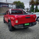 TOYOTA HILUX D CAB DX 4X4 2.4 - Imagen 8