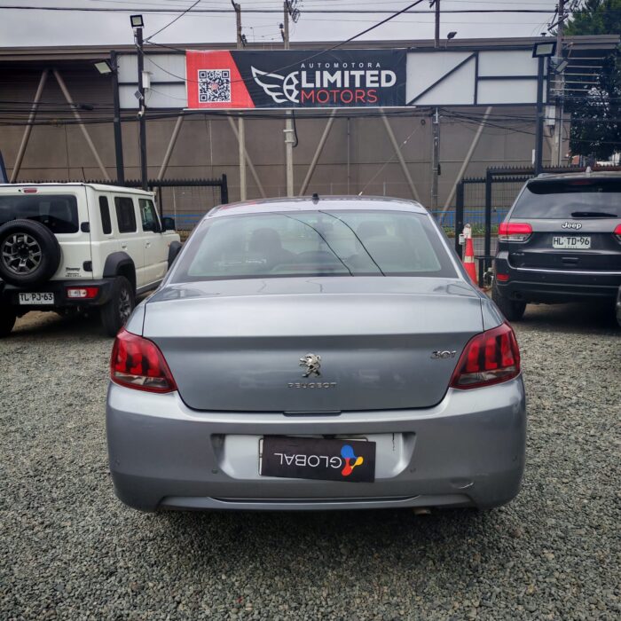 Peugeot 301 Hdi — foto 22 de 40