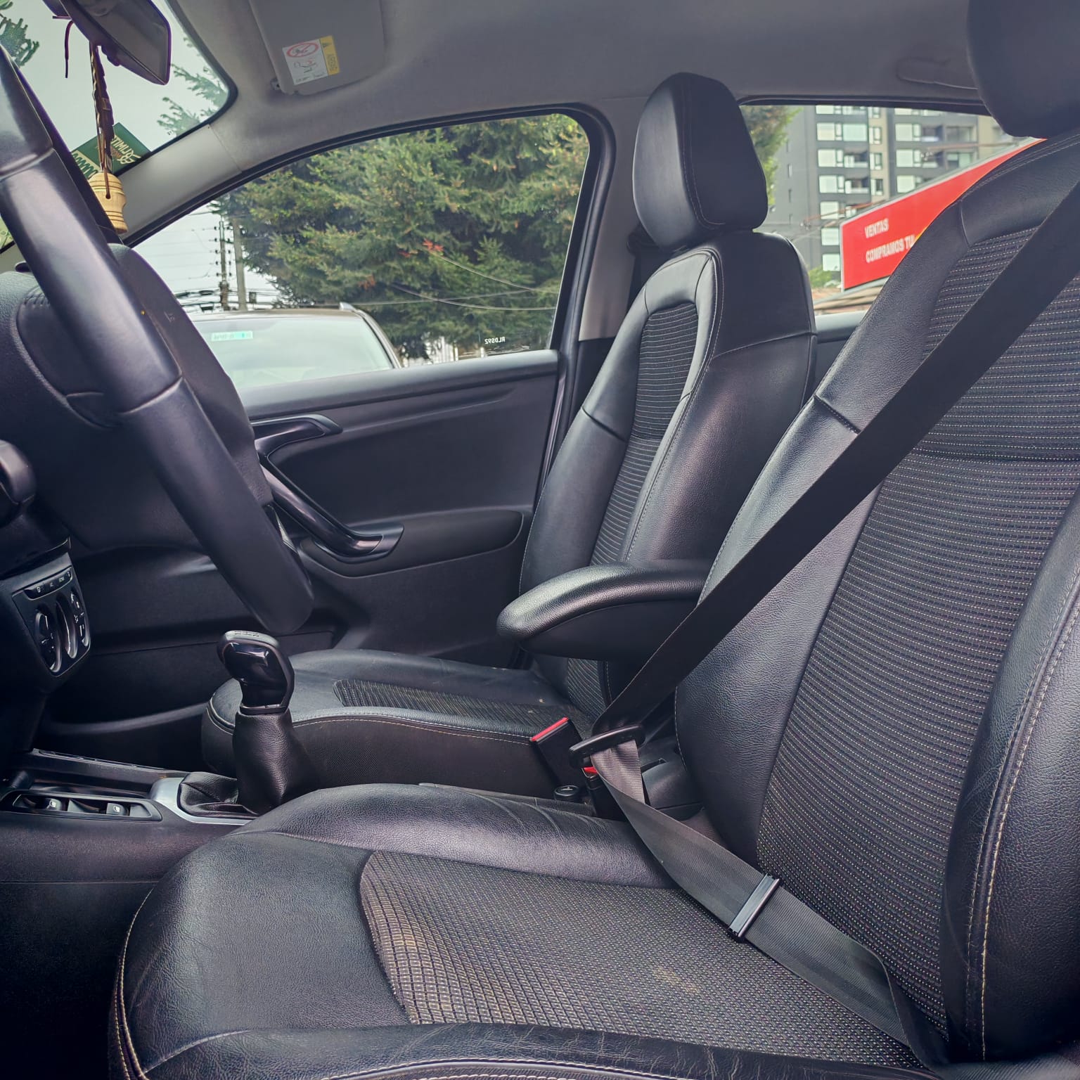 Peugeot 301 Hdi — foto 25 de 40