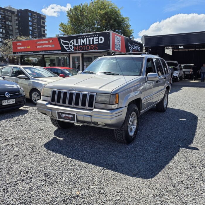 Jeep Grand Cherokee Limited 5.2 4X4 Aut — foto 5 de 39