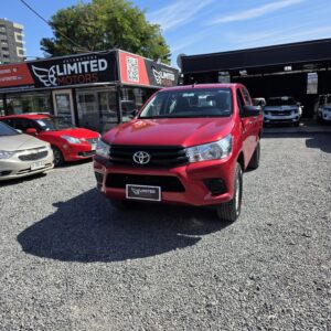 TOYOTA HILUX 2.4 DC 4X4 DX • 2021