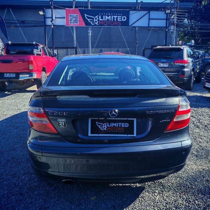 Mercedes-Benz C200 Sport Coupe 1.8 Aut — foto 22 de 40