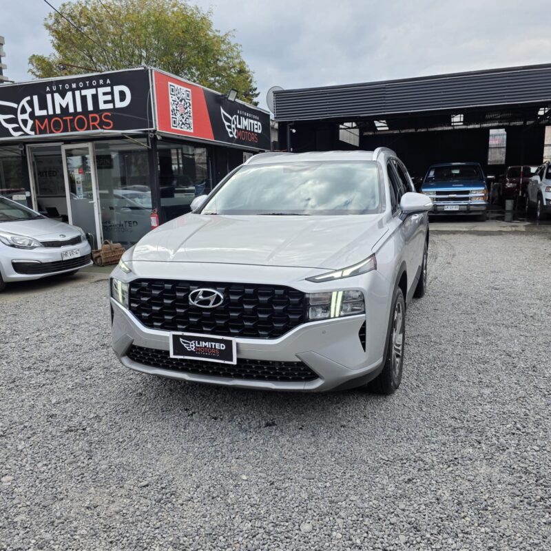 HYUNDAI SANTA FE CRDI 2.2 4X4 • 2021 - vehículo usado Limited Motors