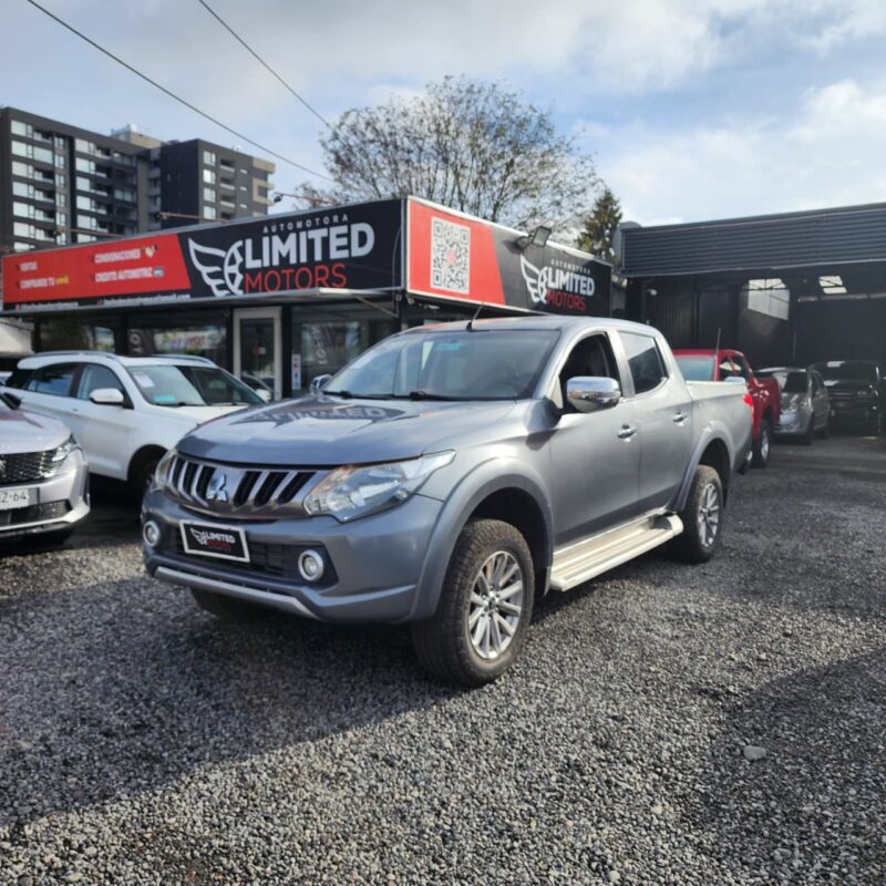 MITSUBISHI L200 NEW DAKAR • 2017 - vehículo usado Limited Motors