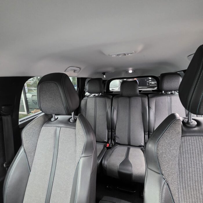Peugeot 5008 Allure 1.5 Aut — foto 28 de 40