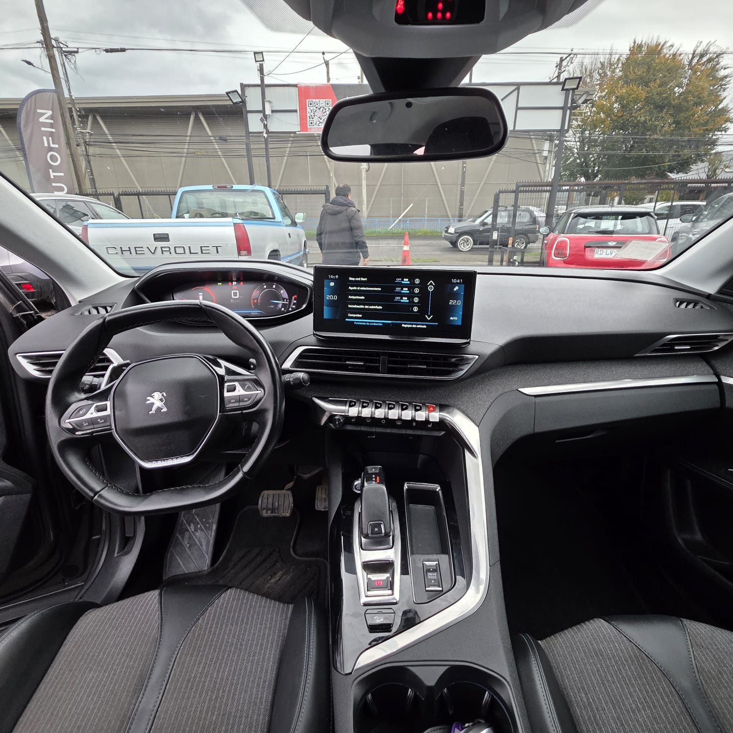 Peugeot 5008 Allure 1.5 Aut — foto 31 de 40