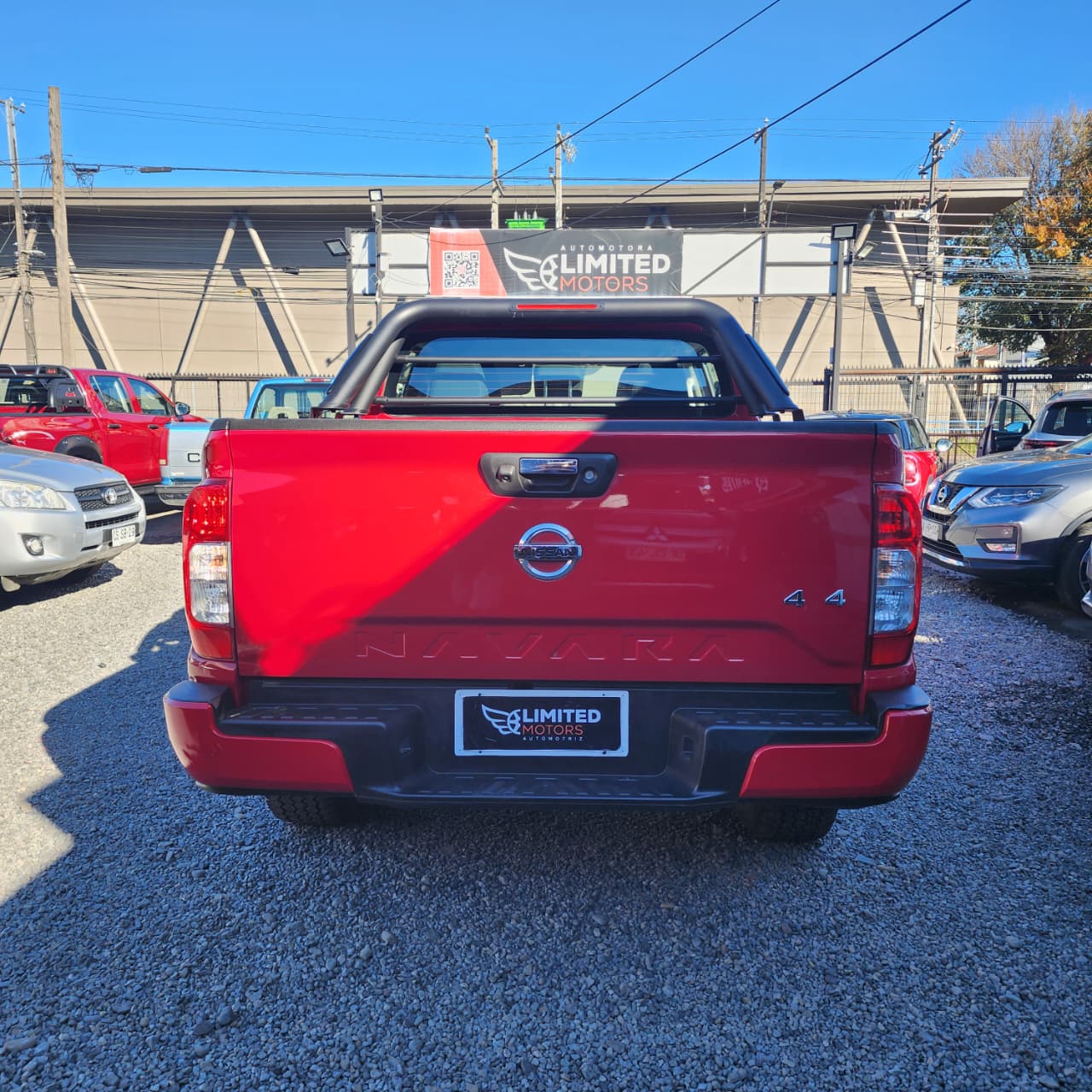 Nissan Navara — foto 21 de 40