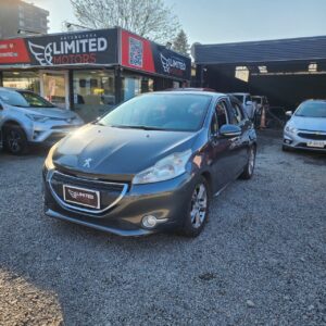 PEUGEOT 208 ACTIVE HDI 1.4 • 2014