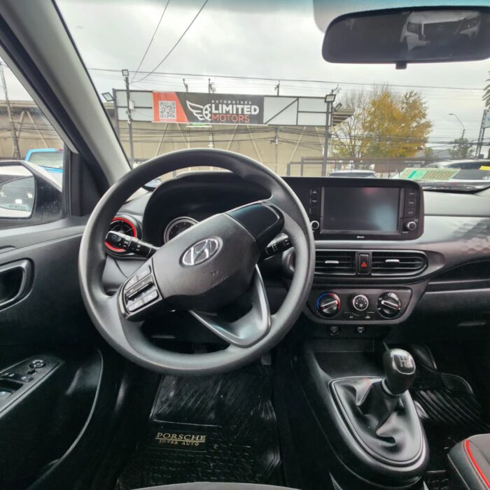 Hyundai Grand I10 Hb — foto 27 de 40