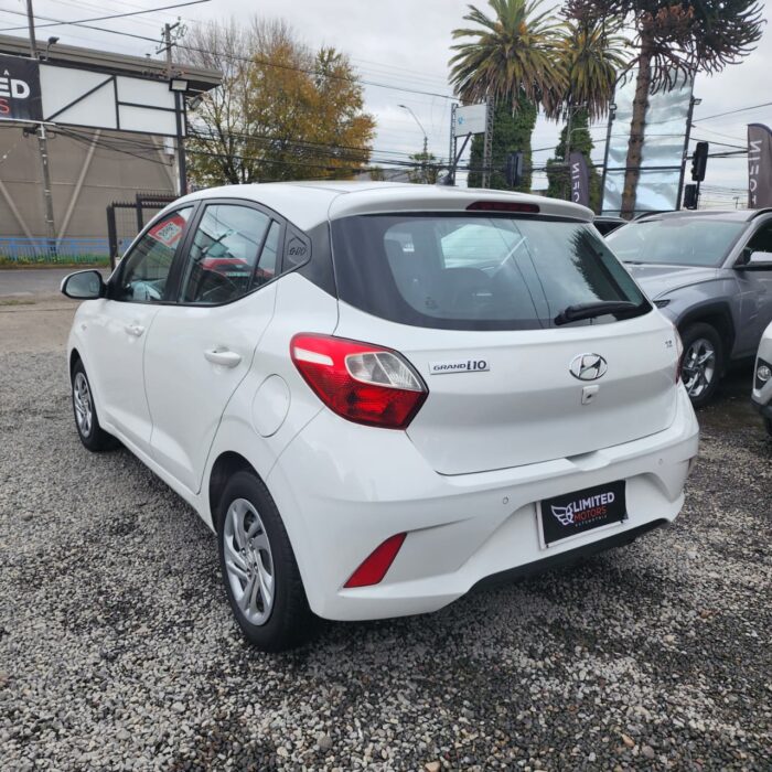 Hyundai Grand I10 Hb — foto 19 de 40