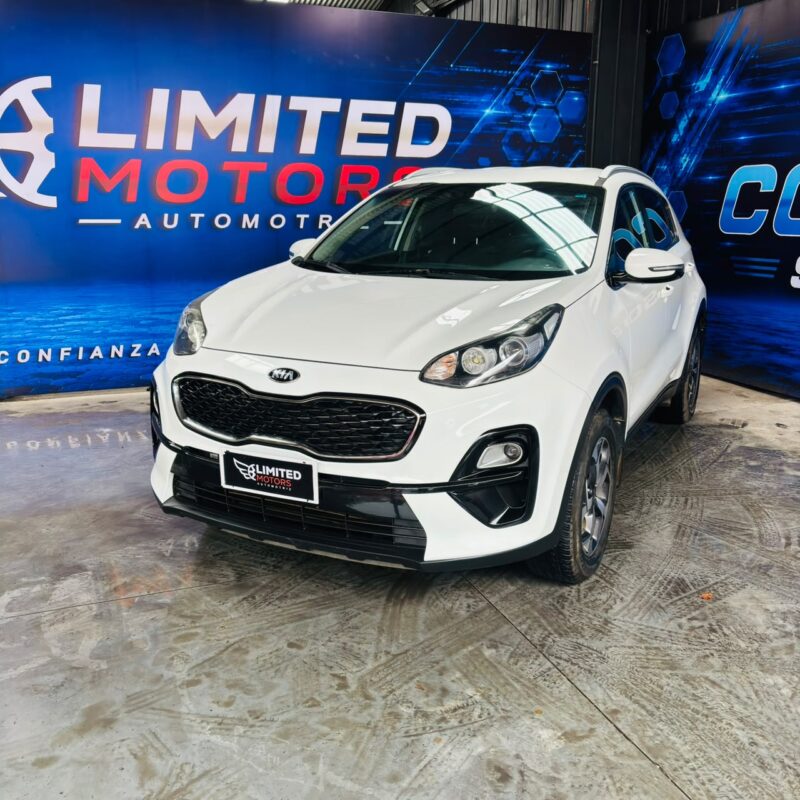 KIA SPORTAGE LX 2.0 • 2020 - vehículo usado Limited Motors