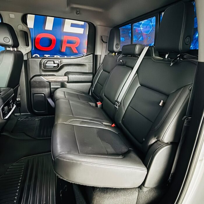 Chevrolet Silverado Cc Dcab 4X4 5.3 Aut — foto 26 de 40