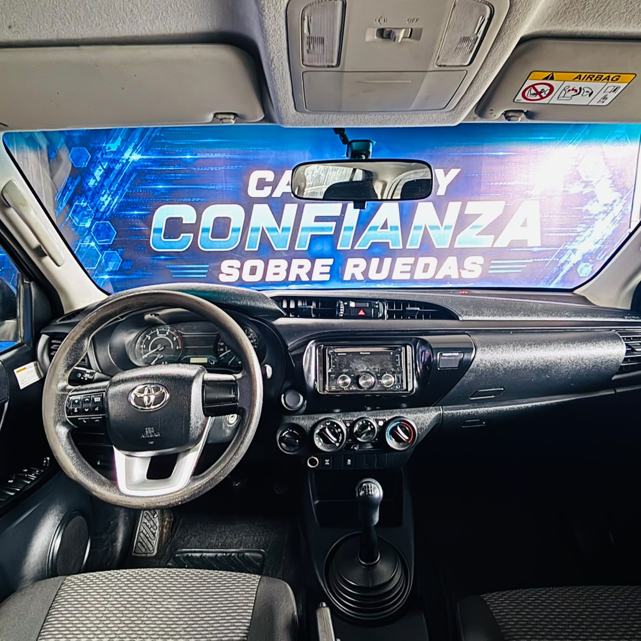 Toyota Hilux Dcab 4X4 4P — foto 29 de 40