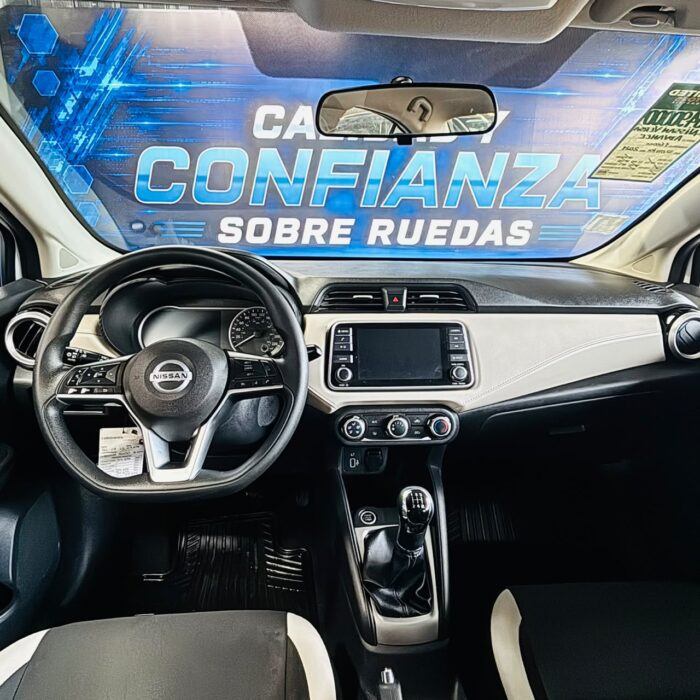 Nissan New Versa — foto 28 de 40