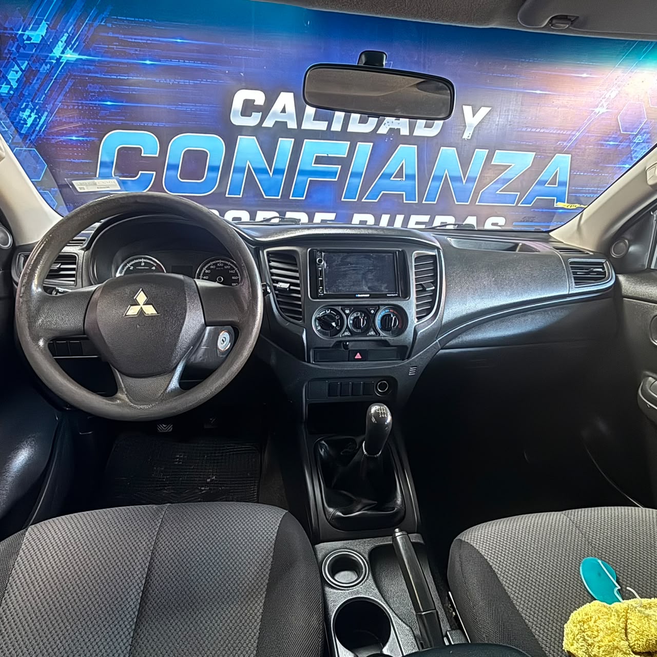 Mitsubishi L200 Work Cr — foto 29 de 40