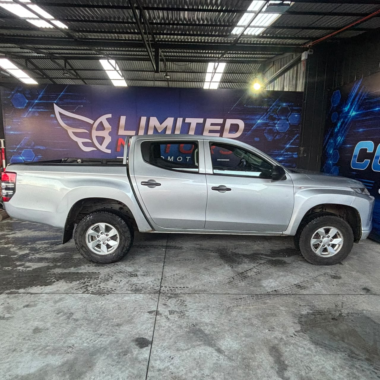 Mitsubishi L200 Work Cr — foto 17 de 40