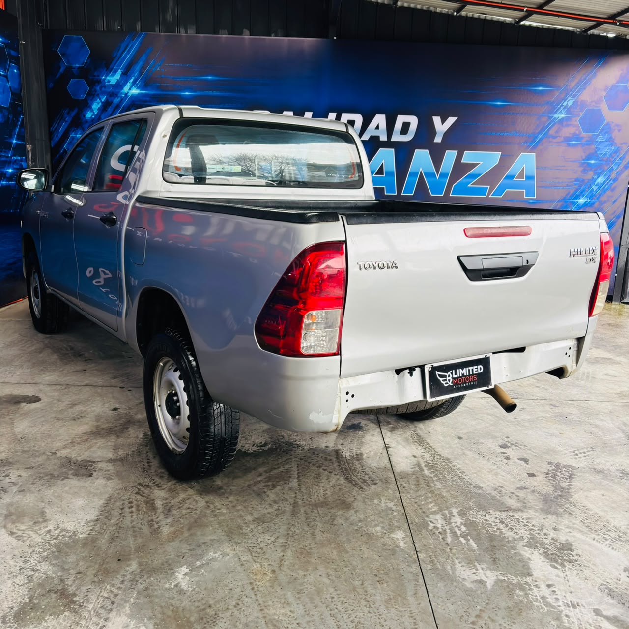 Toyota Hilux Dcab 4X4 4P — foto 19 de 40