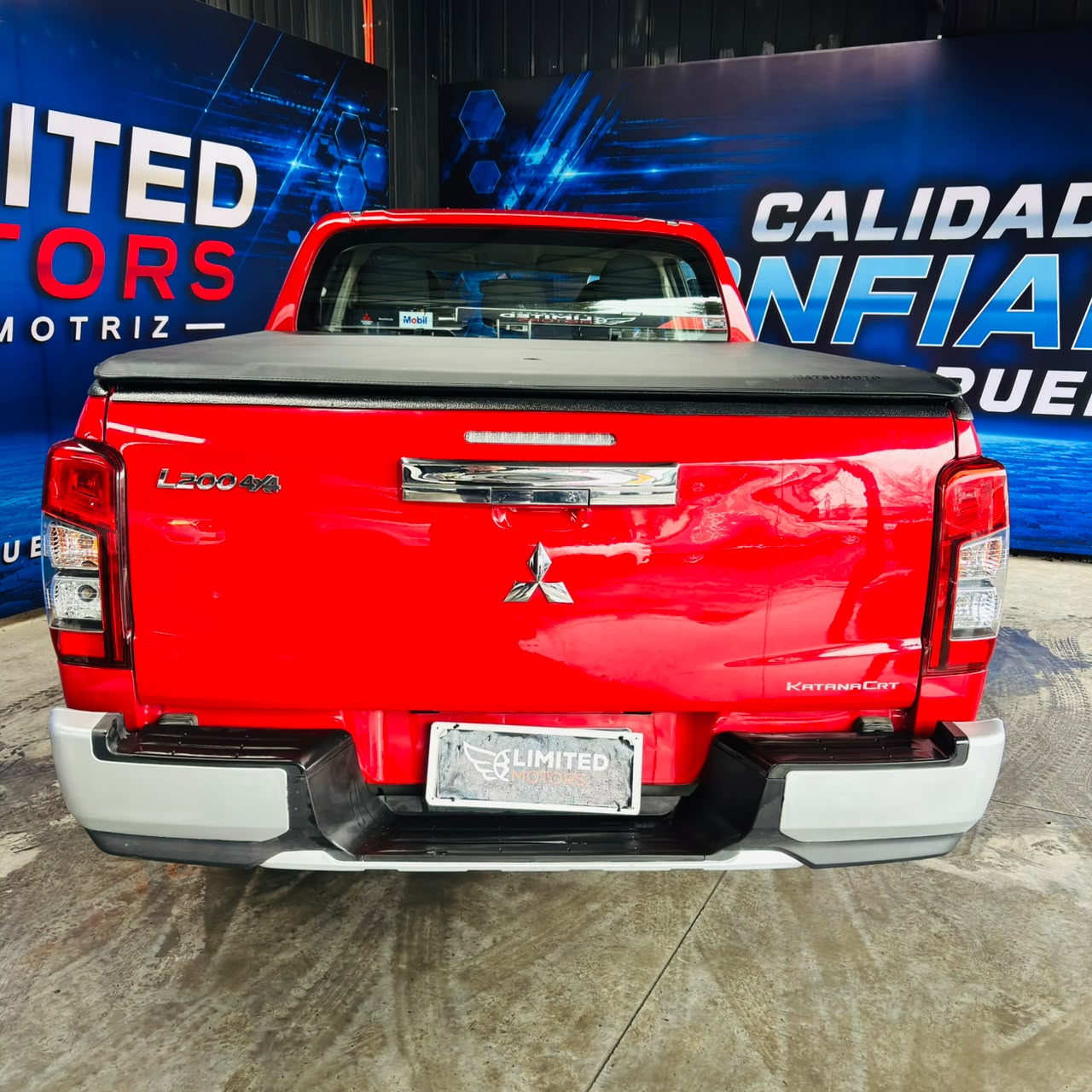 Mitsubishi L200 Crt2.2 Mt 4X4 Dsl — foto 23 de 40