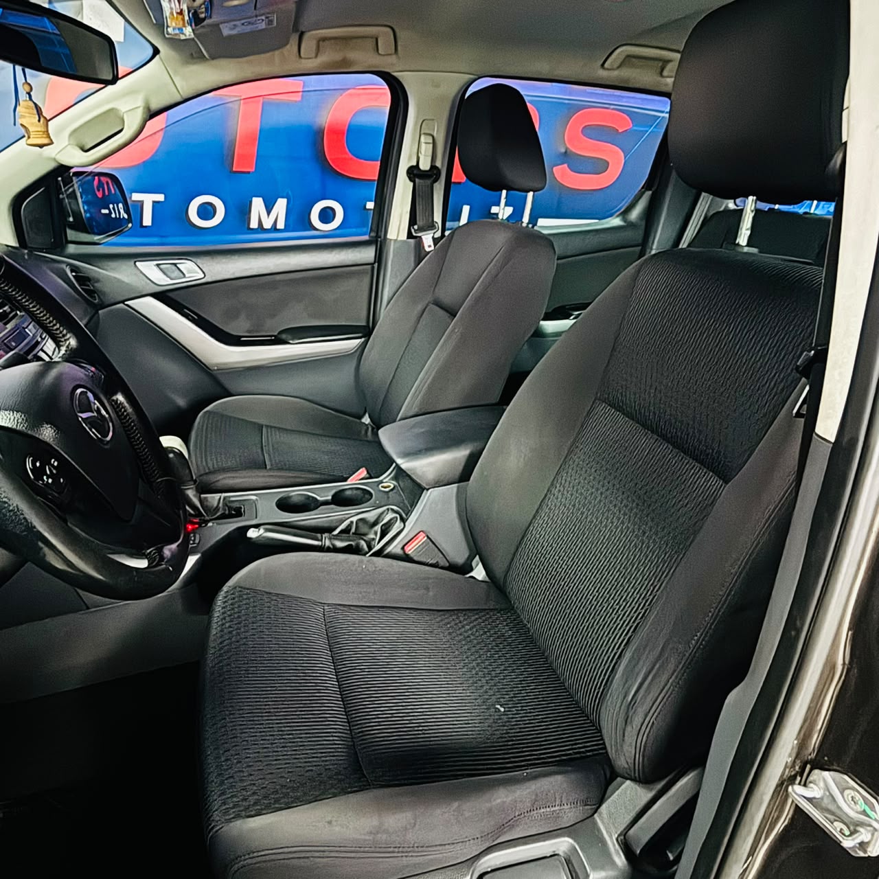 Mazda New Bt50 Dcab Sdx 4X4 3.2 Aut — foto 24 de 39