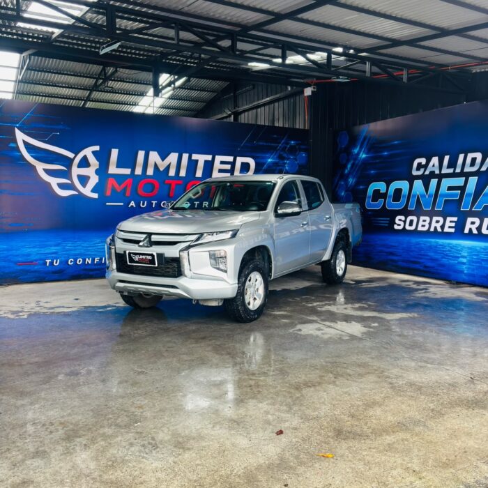 Mitsubishi L200 Katana Cr — foto 5 de 39