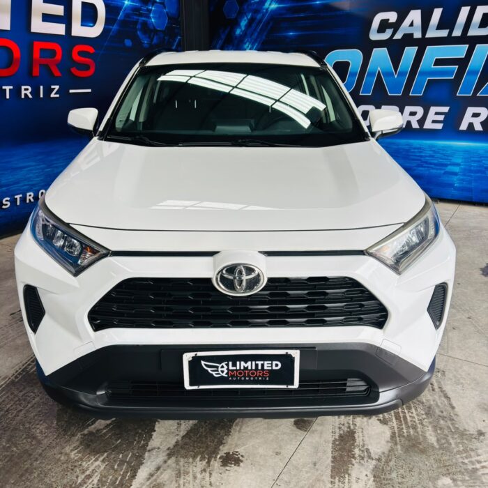 Toyota New Rav4 — foto 7 de 39