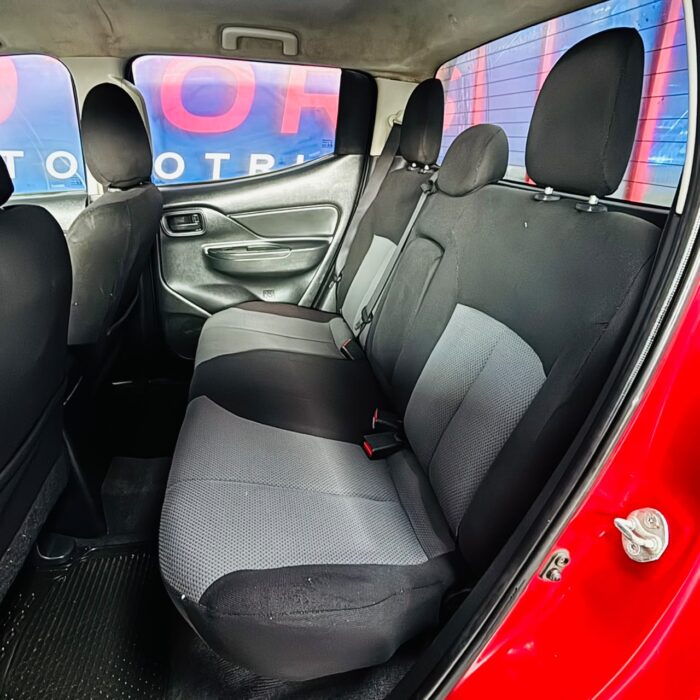 Mitsubishi L200 Katana Crt — foto 25 de 39