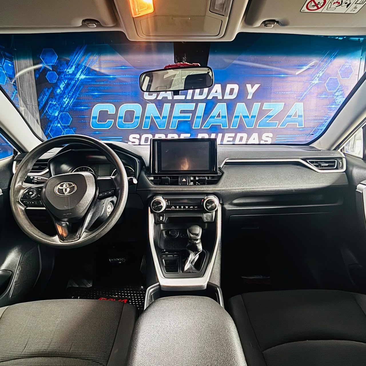 Toyota New Rav4 — foto 28 de 39
