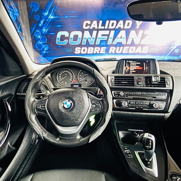 BMW 120I Lci1.6 Aut — foto 30 de 40