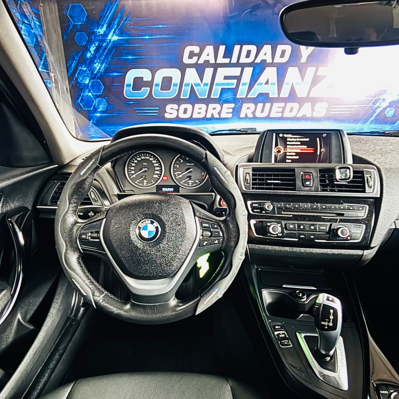 BMW 120I Lci1.6 Aut — foto 31 de 40