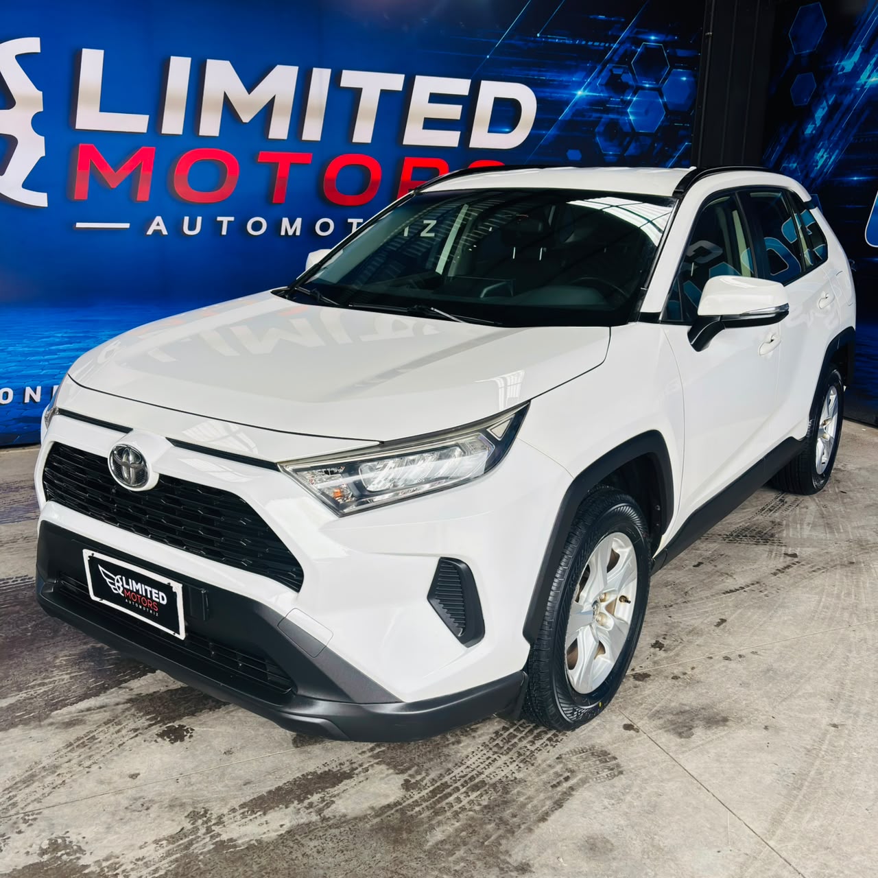 Toyota New Rav4 — foto 10 de 39