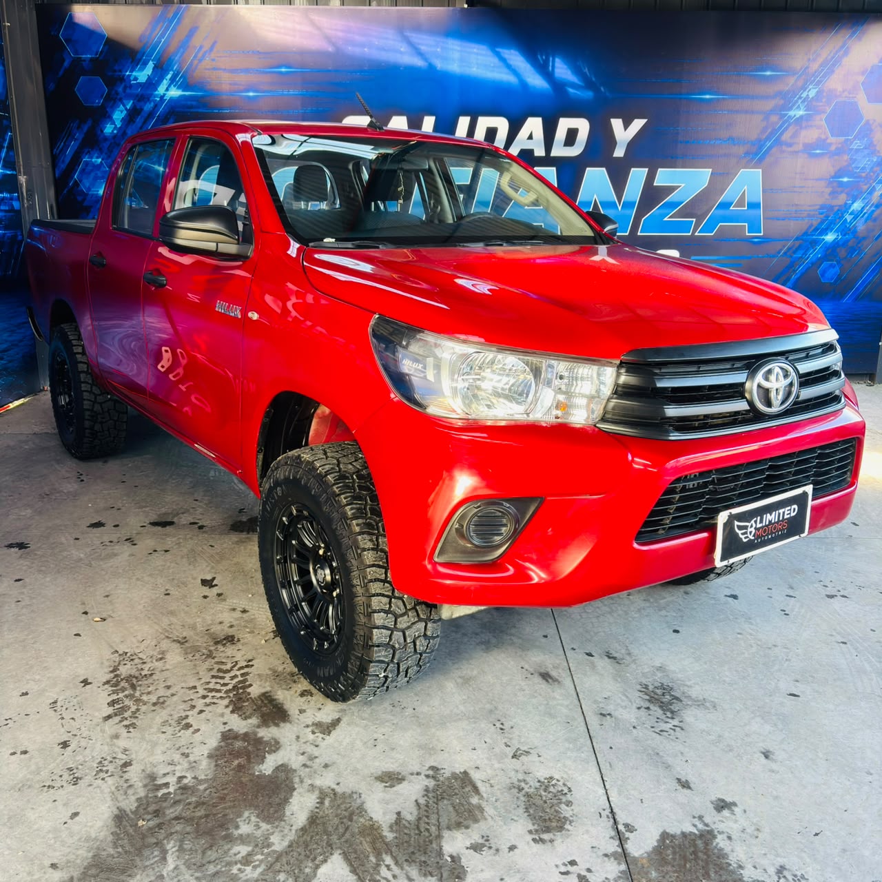 Toyota Hi Lux Dcab — foto 12 de 39