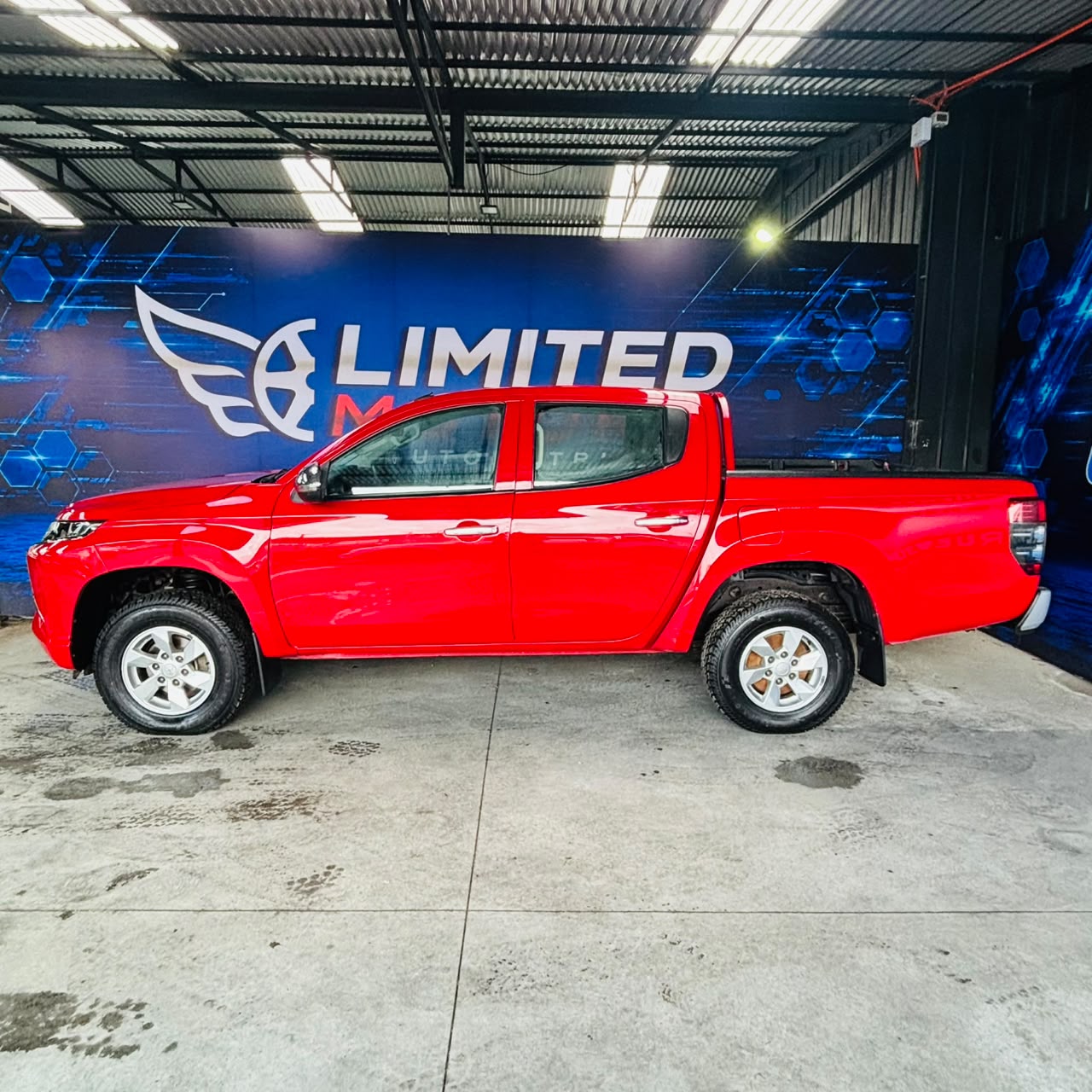 Mitsubishi L200 Katana Crt — foto 14 de 39