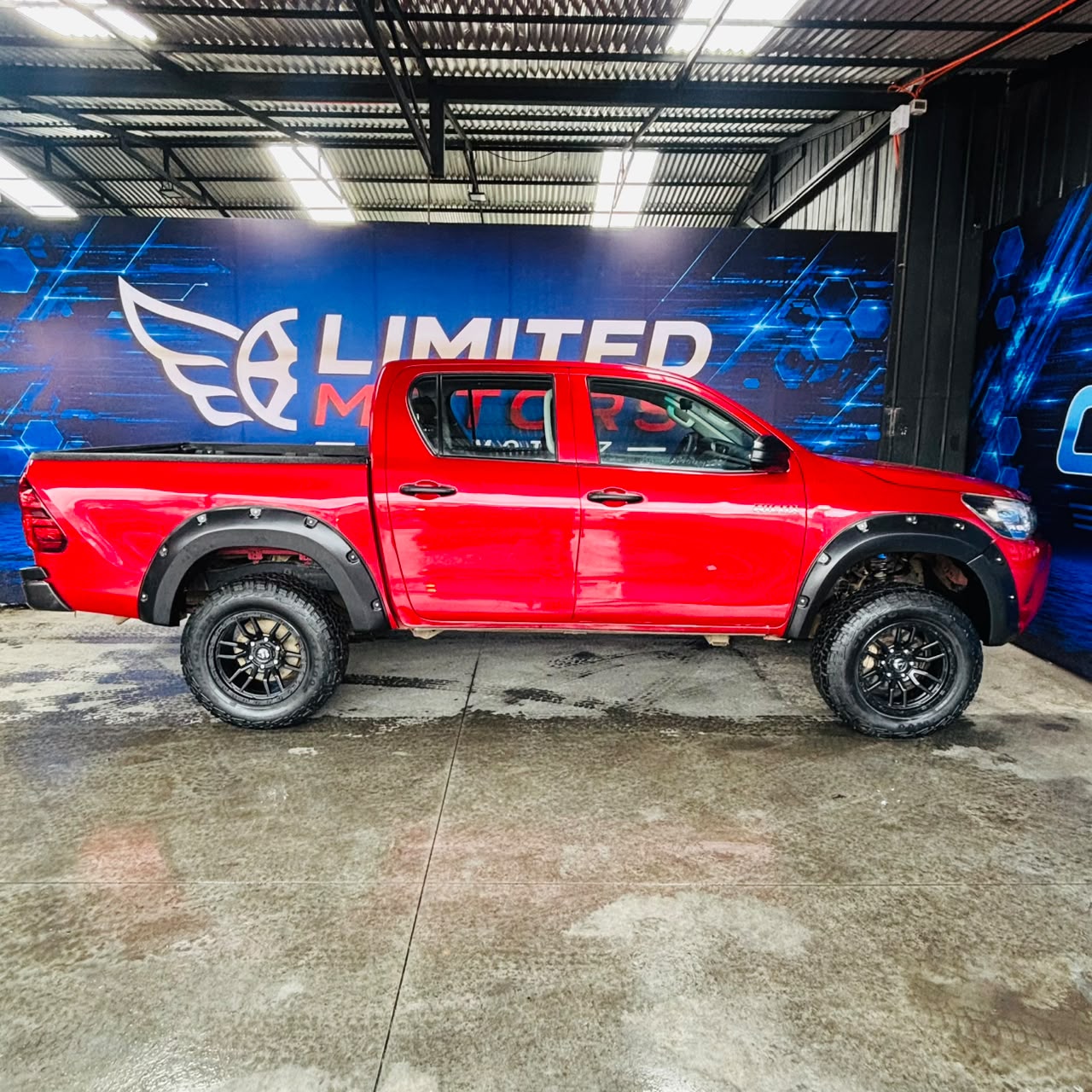 Toyota Hilux D Cab — foto 16 de 39