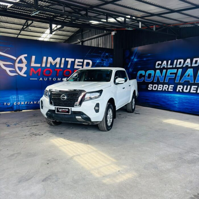 Nissan Navara Dc — foto 5 de 39