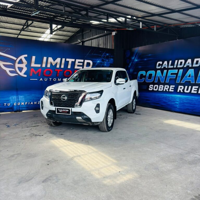 NISSAN NAVARA DC 2.3 MT 4X2 • 2024 - vehículo usado Limited Motors Temuco
