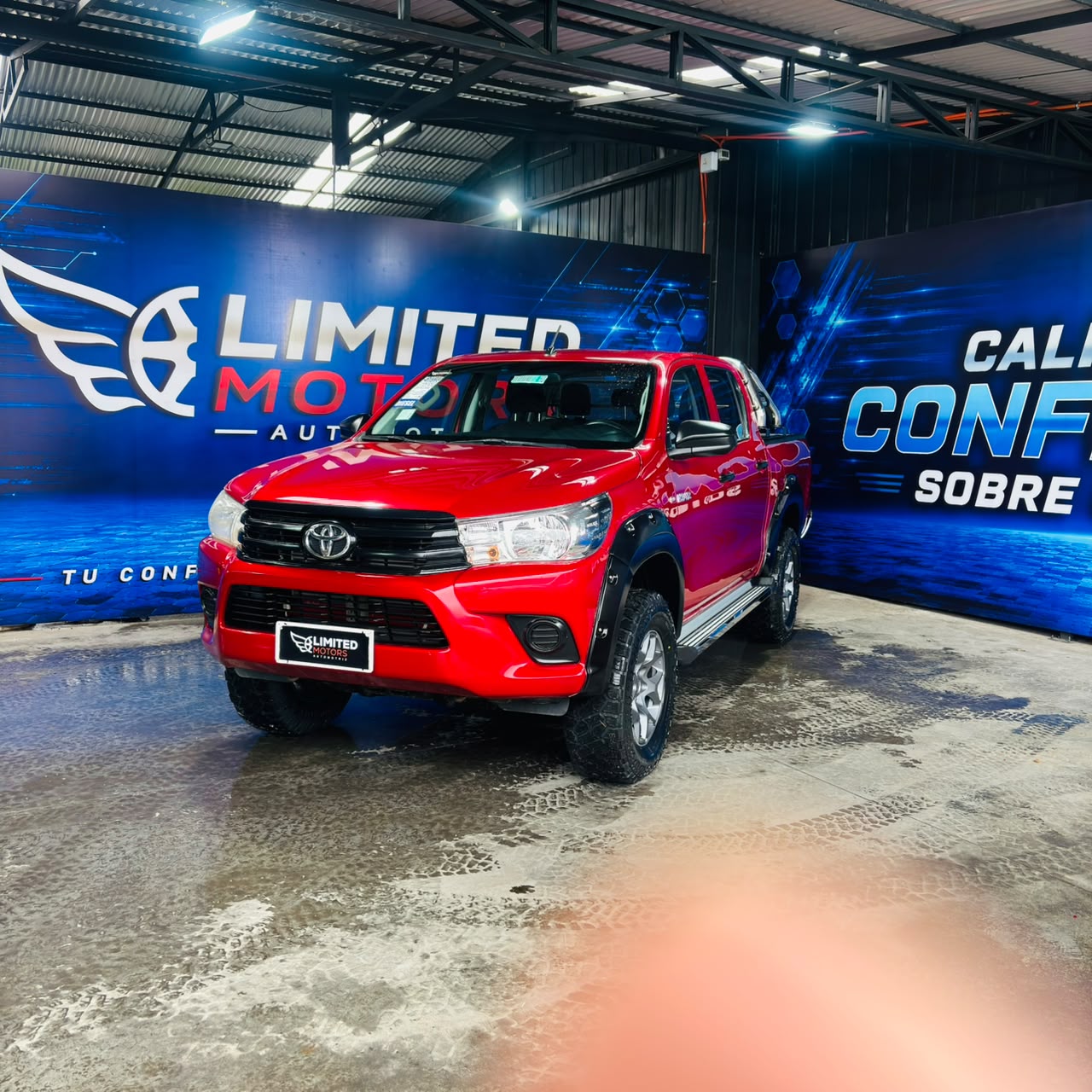 Toyota Hilux 2.4 Mt 4X4 Dc — foto 4 de 39