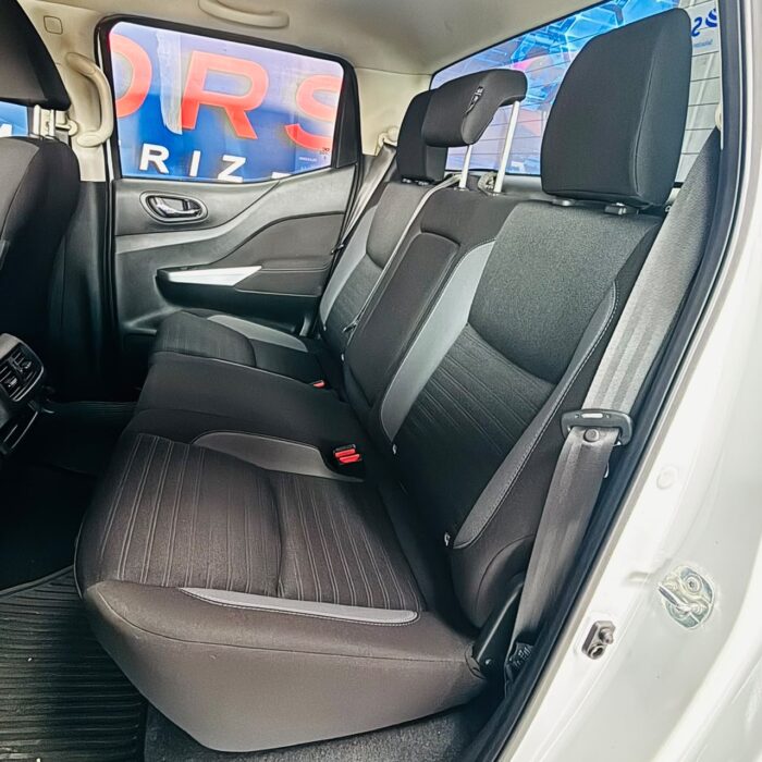 Nissan Navara Dc — foto 25 de 39
