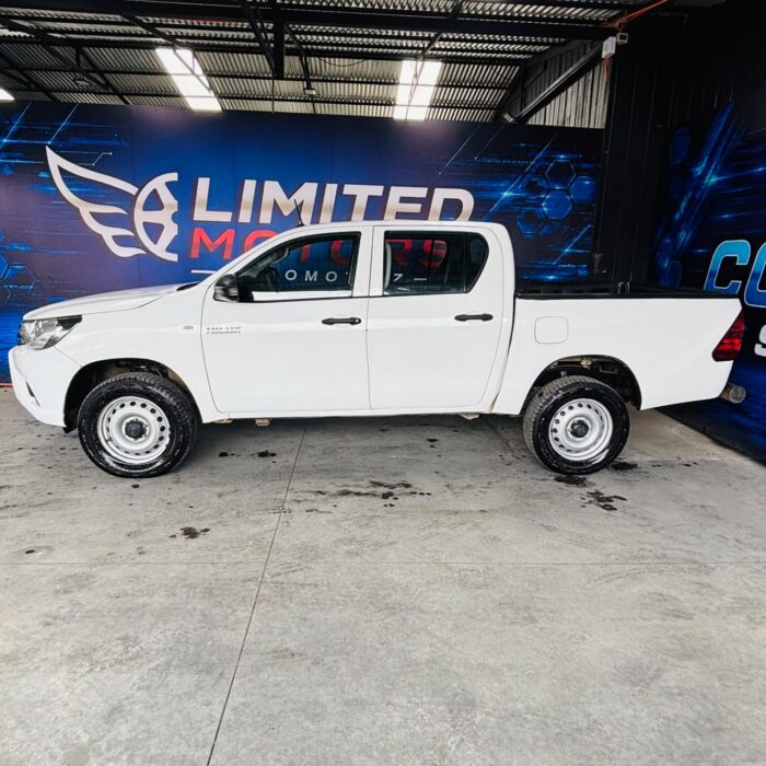 Toyota Hilux Dcab 4X4 4P — foto 13 de 39