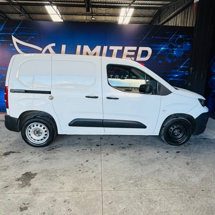 Peugeot Partner L1 Hdi — foto 15 de 39
