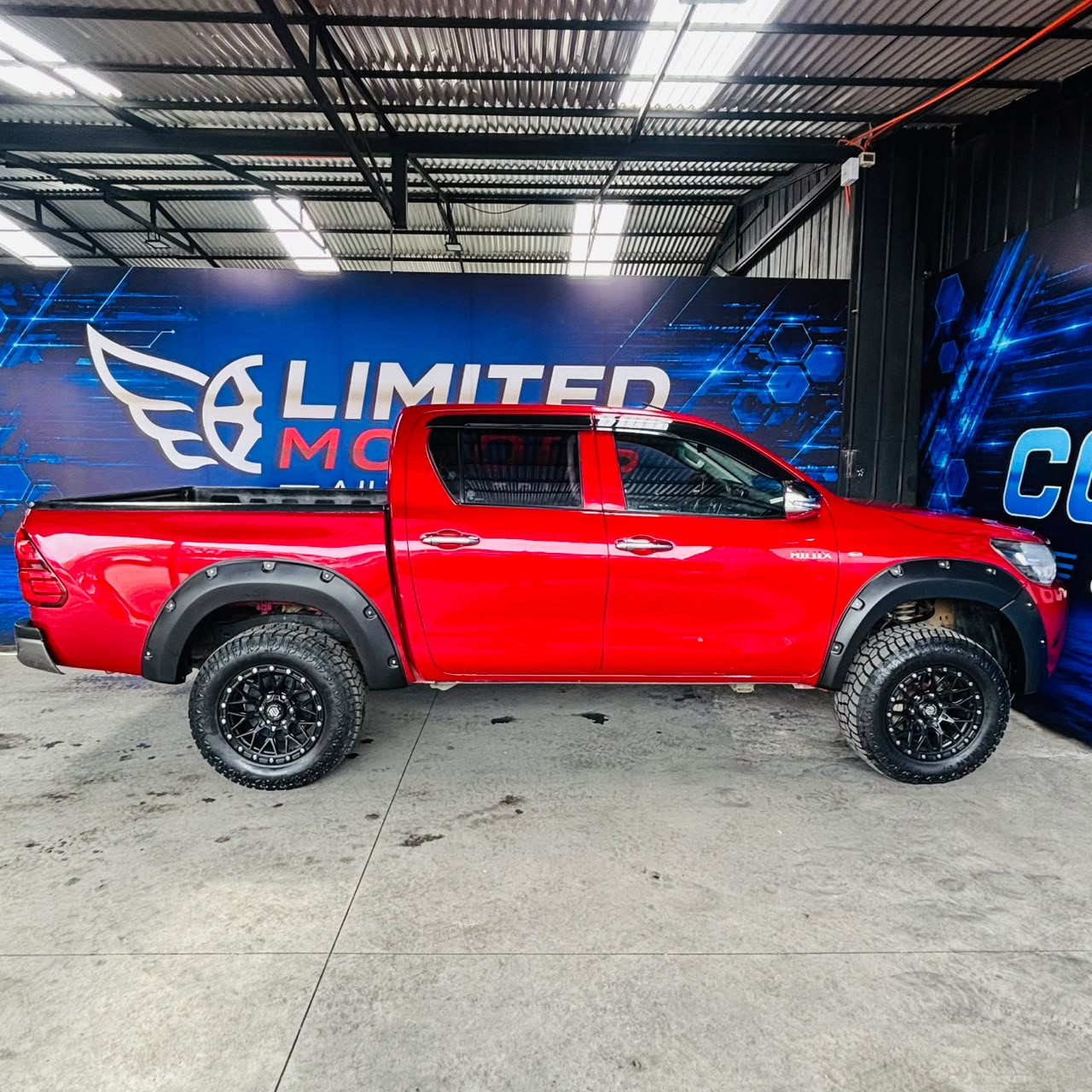 Toyota Hilux Pickup 4P — foto 16 de 39
