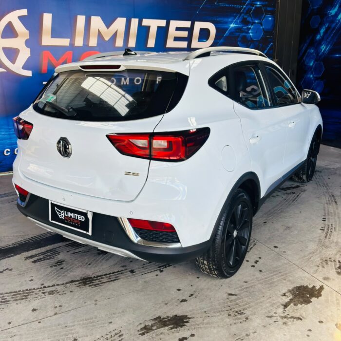 MG Zs1.5 Aut — foto 19 de 39