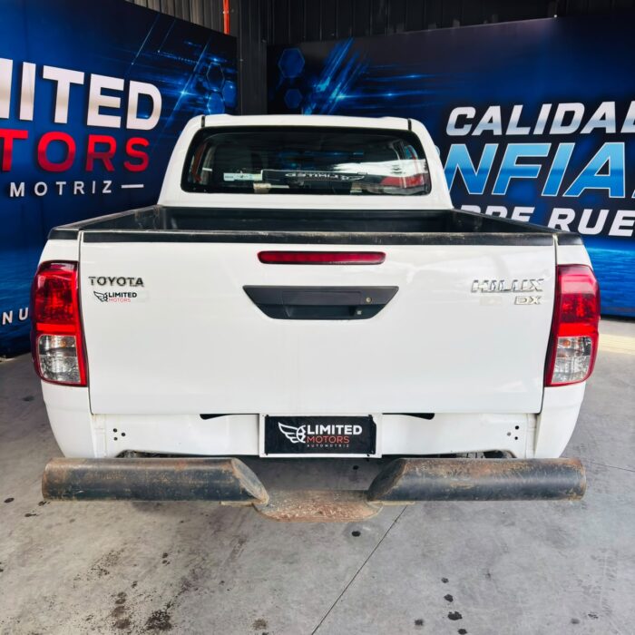 Toyota Hilux Dcab 4X4 4P — foto 21 de 39