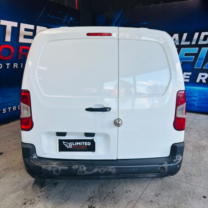 Peugeot Partner L1 Hdi — foto 21 de 39