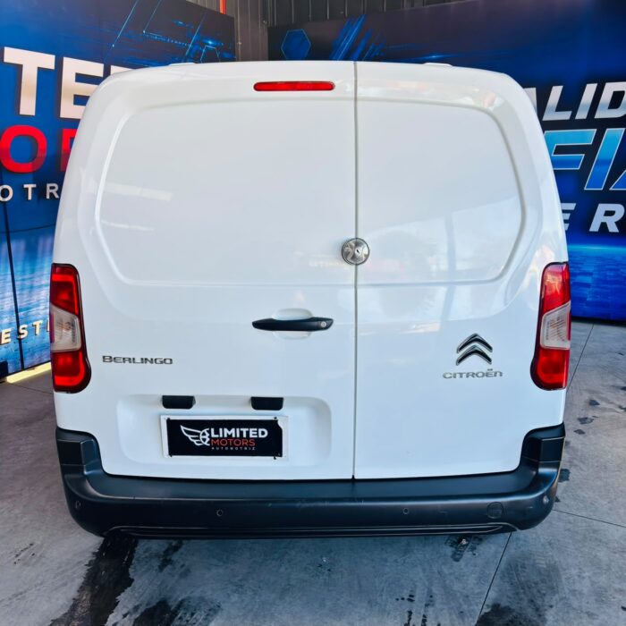 Citroën Berlingo K9 — foto 21 de 39