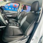 NISSAN NAVARA DC 2.3 MT 4X2 - Imagen 10